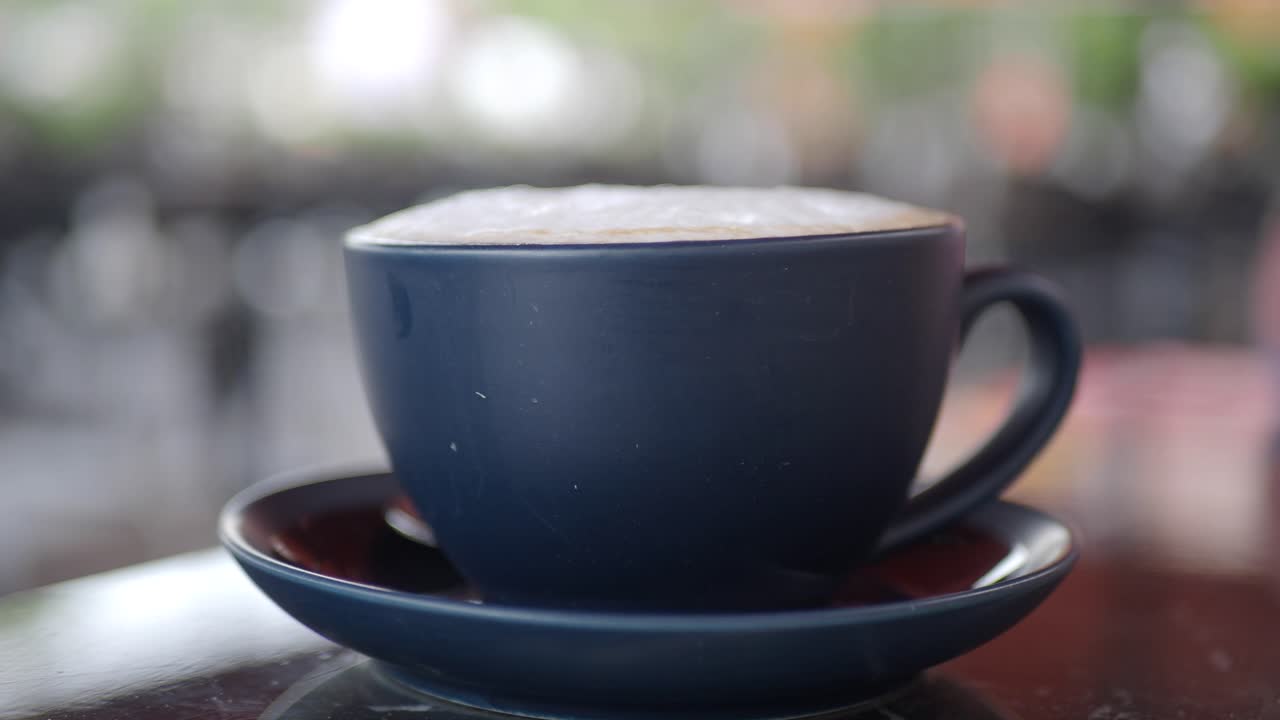 Una taza de capuchino