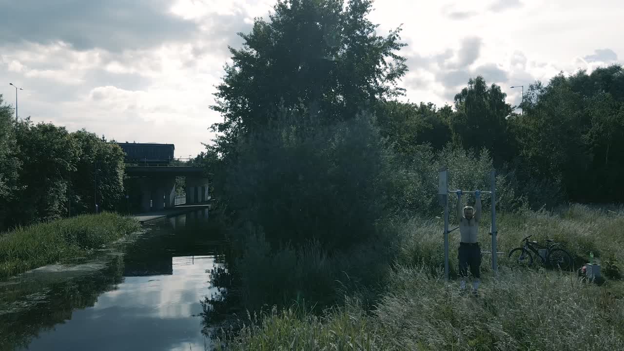 Fitness trainer working out at Grand canal Dublin Ireland