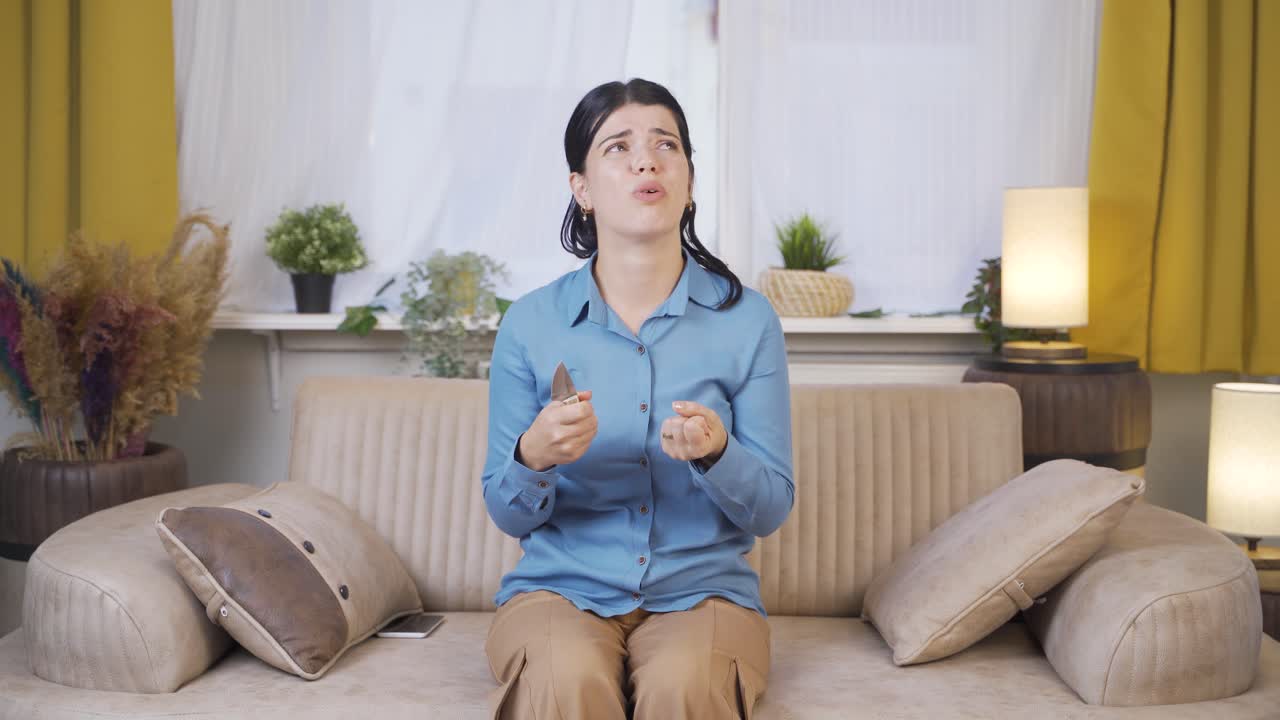 자살을 시도한 젊은 여성.