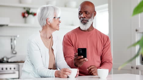 ältere-Menschen,-Paare-Oder-Telefon-Mit-Kaffee