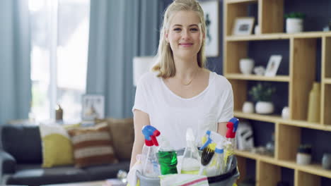 keeping her home organized and clutter free