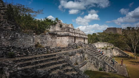 panning time lapse a la derecha de las ruinas mayas de ek balam cerca de valladolid, yucatán, méxico