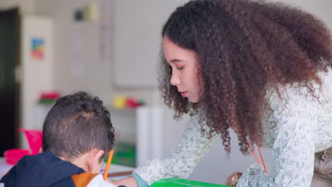 Teacher,-kid-and-help-with-reading