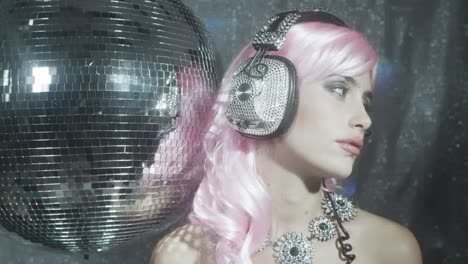 auriculares brillantes 4k 02