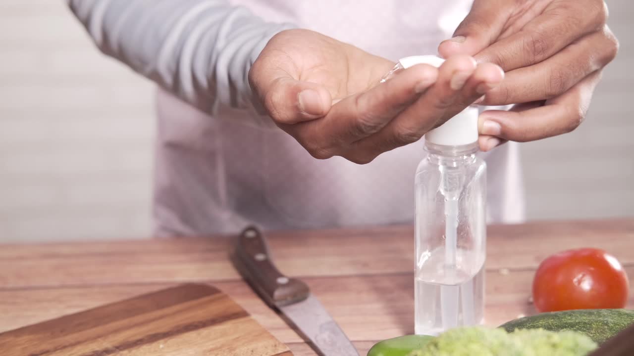 부 환경에서 손 기 및 소독