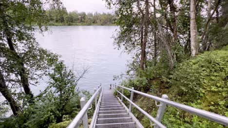 Kenai-River-Fishing-Ramp,-Soldotna-Alaska