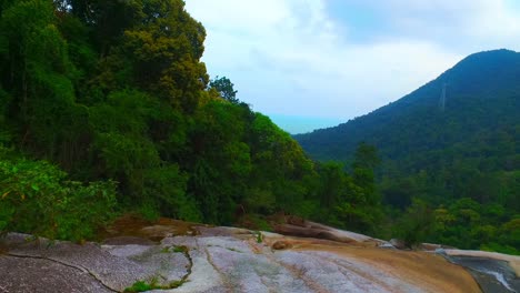 Tropenwald-Mit-Wasserfall-Telaga-Seven-In-Langkawi,-Kedah,-Malaysia