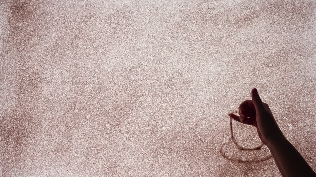 놀라운 모래 예술 애니메이션 커피 컵의 타임 스