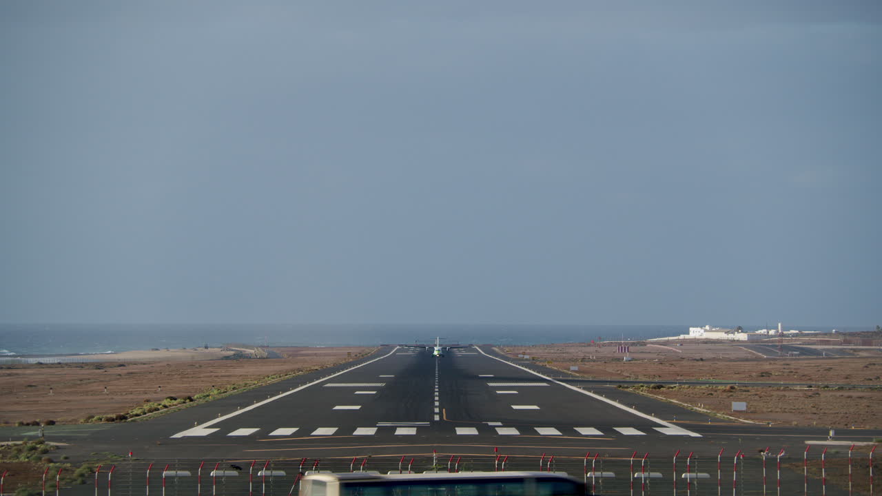 el avión se fue a despegar.