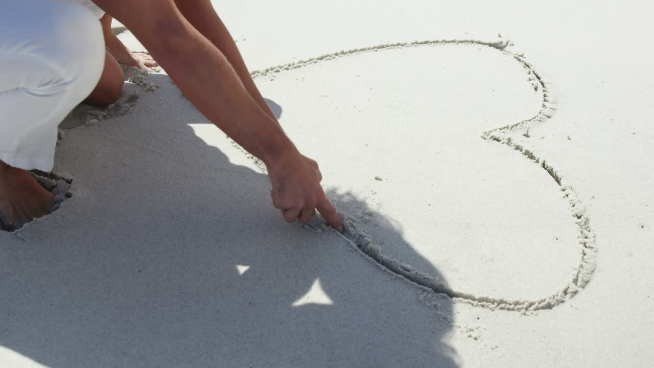 커플 드로잉 심장 모양