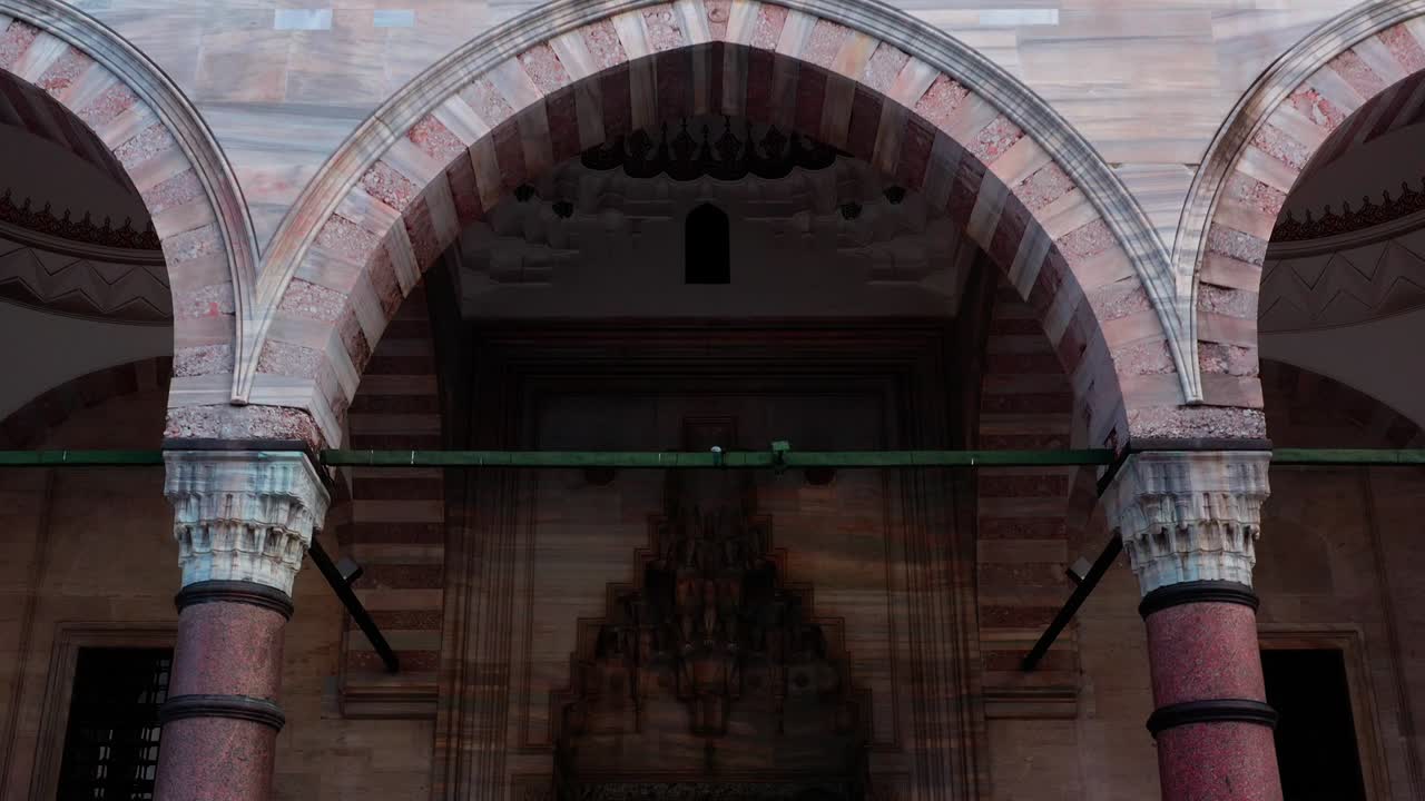 술레이마니 모스크 내부 골든 알렘과  공중 사진