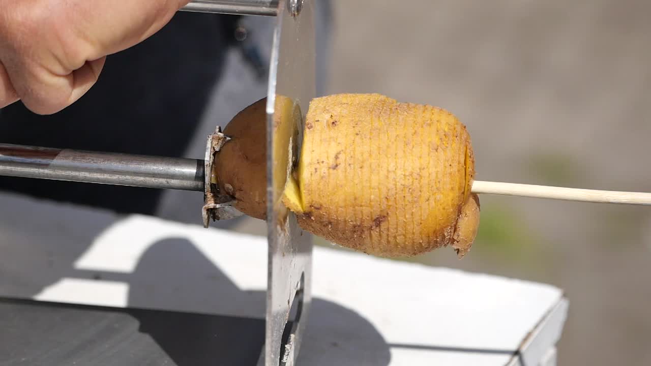 Peeling and Spiralizing a Potato