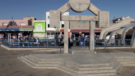 pan shot of gym at muscle beach at venice beach near los angeles, california, usa