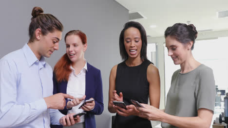 executives using mobile phone in the office 4k