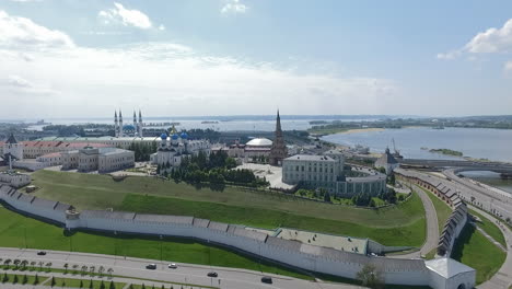 Una-Vista-Aérea-Del-Kremlin-De-Kazán-En-Un-Día-Soleado