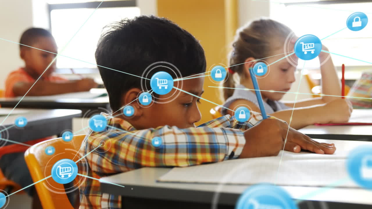 animación de una red de iconos digitales contra un niño biracial que estudia en la clase en la escuela
