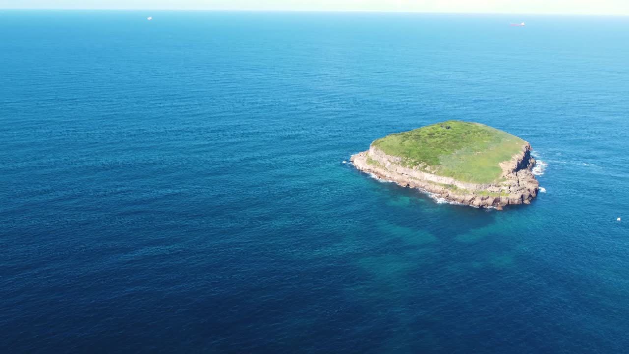 버디 비치 섬 태평양 budgewoi 호수 맥쿼리 문모라 주 보존 지역 3840x2160 4k의 드론 공중 스틸 샷