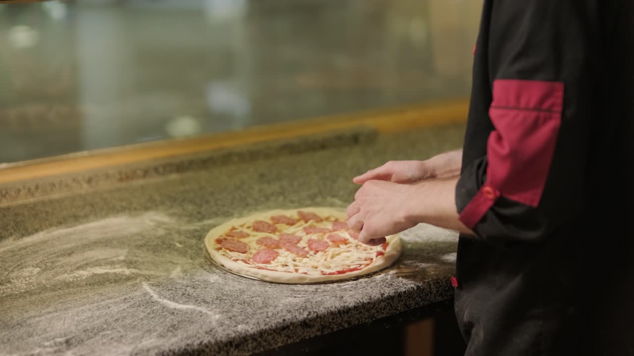 processo di preparazione della pizza