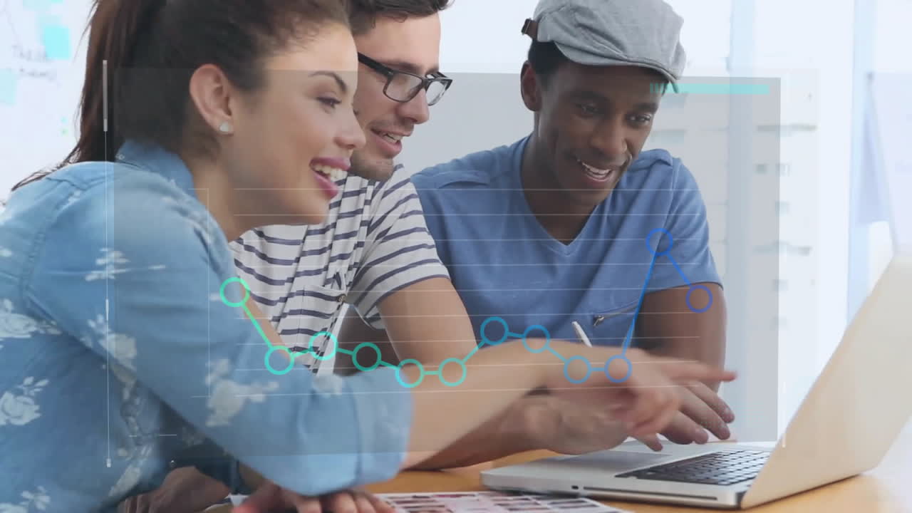 análisis de tendencias de datos animación en diversos grupos que colaboran en el portátil