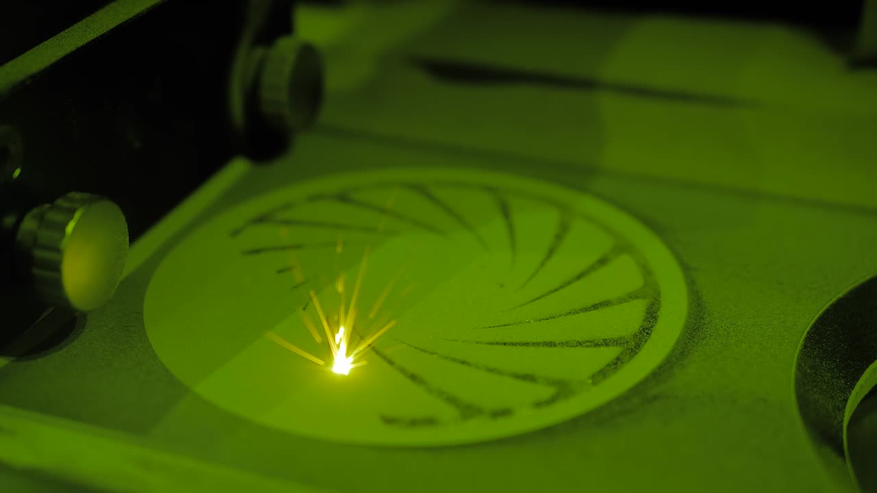 선택적 레이저 용해: 첨가 제조 금속 3d 프린터 인쇄 모델