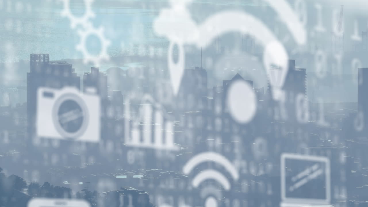 animación del procesamiento de datos e iconos sobre el paisaje urbano