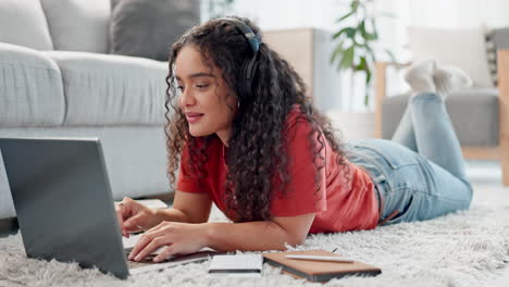 Mujer,-Estudiante-Y-Computadora-Portátil-Para-Educación-En-El-Hogar