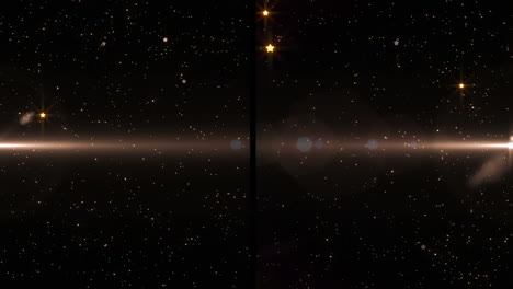 animación de pantalla dividida que muestra un foco naranja y un rastro de luz, con partículas brillantes, en negro