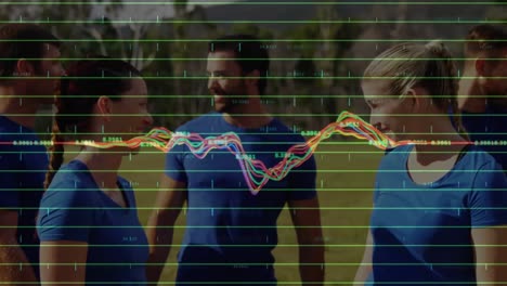 animación del procesamiento de datos sobre un grupo de hombres y mujeres descansando