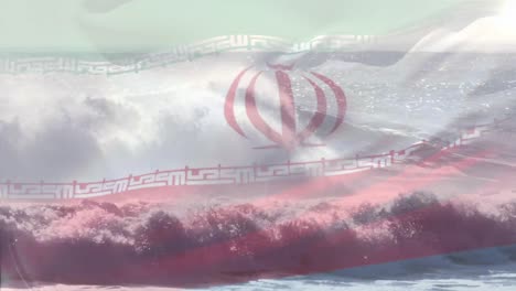 Animation-Der-Iranischen-Flagge,-Die-über-Eine-Welle-Im-Meer-Weht