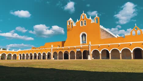 timelapse in the incredible izamal convent in yucatan mexico