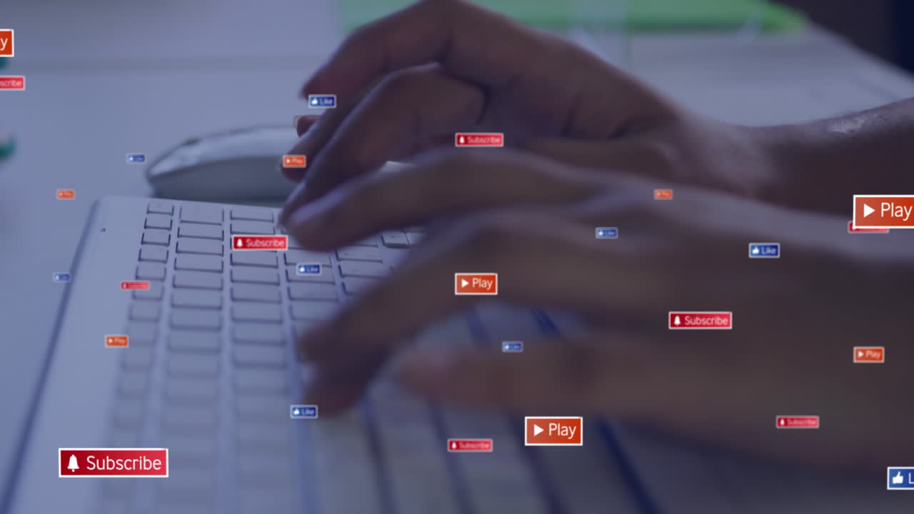 animación de iconos de redes sociales flotando contra el primer plano de las manos escribiendo en el teclado.