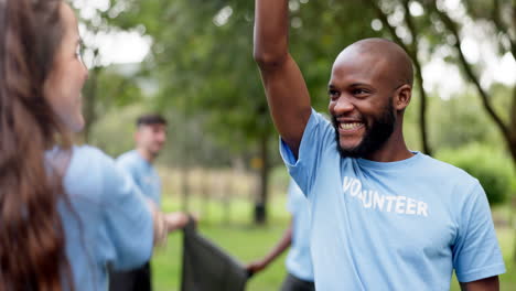 Happy-black-man,-volunteer