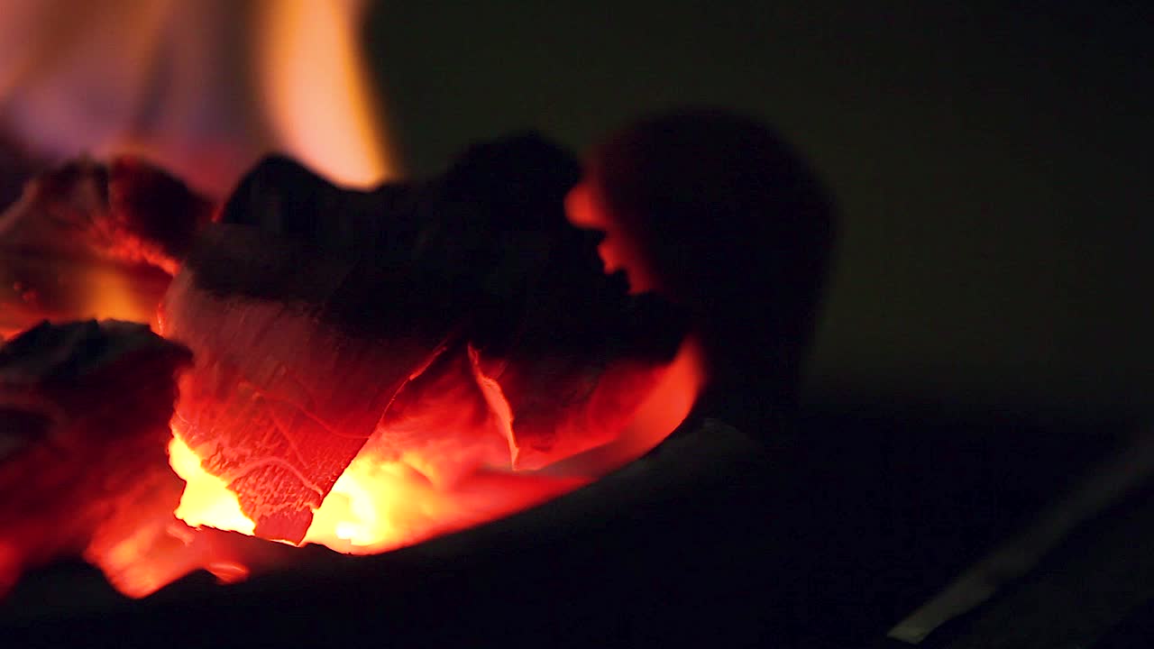 close up 아피 웅군 아피 아랑