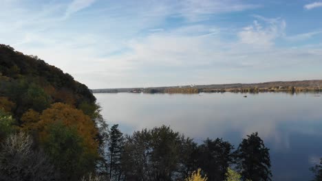 aerial-fall-colors-in-peaceful-forest