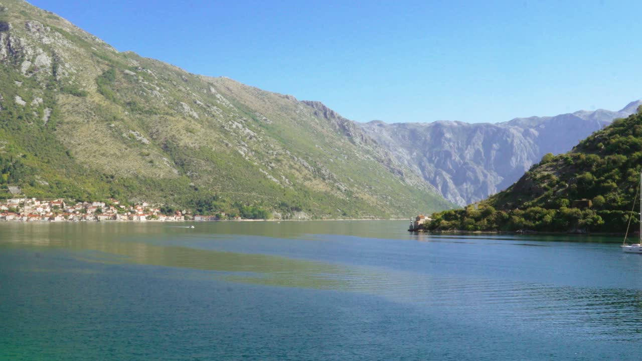 모네그로의 코토르 만 (bay of kotor, montenegro)
