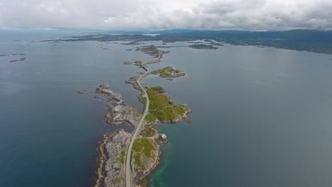 atlantic ocean road