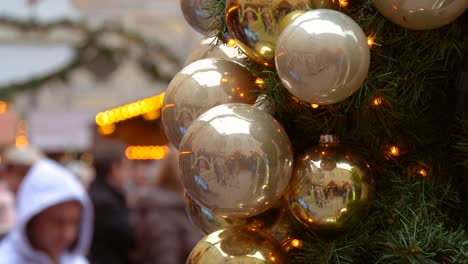 Decoración-del-mercado-navideño-CU