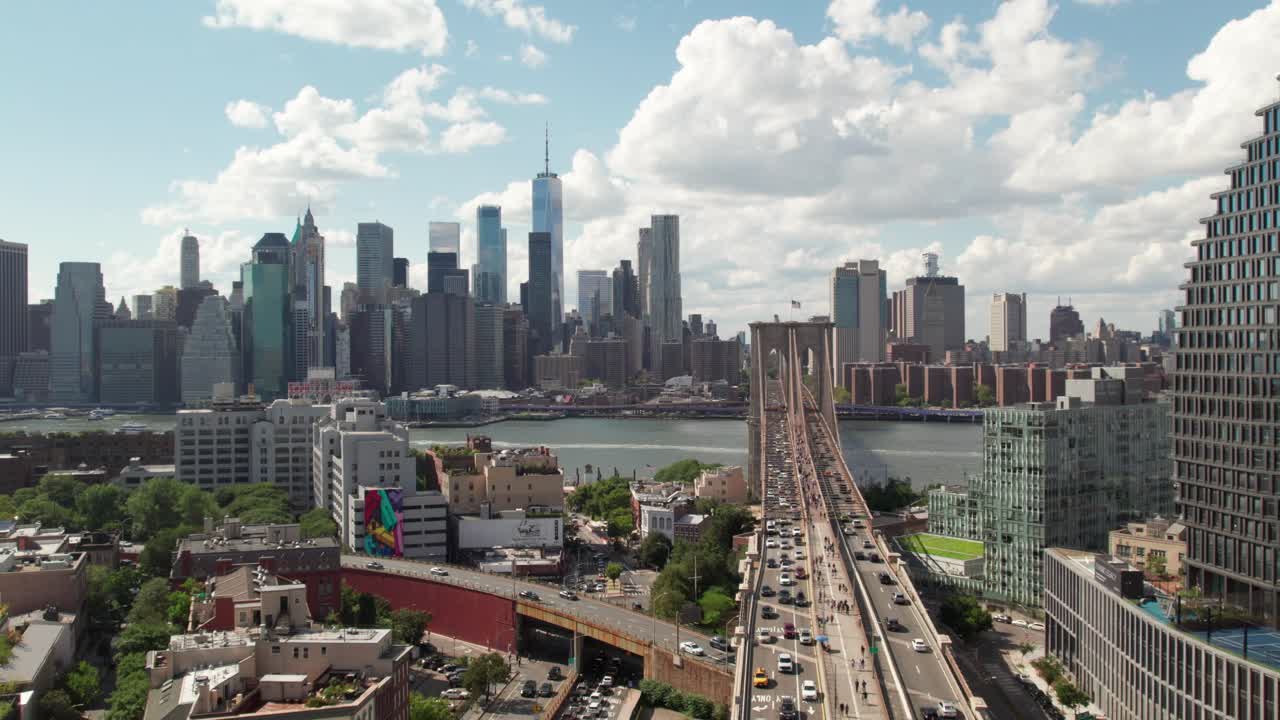 el puente de brooklyn y el centro de nueva york, antena 4k