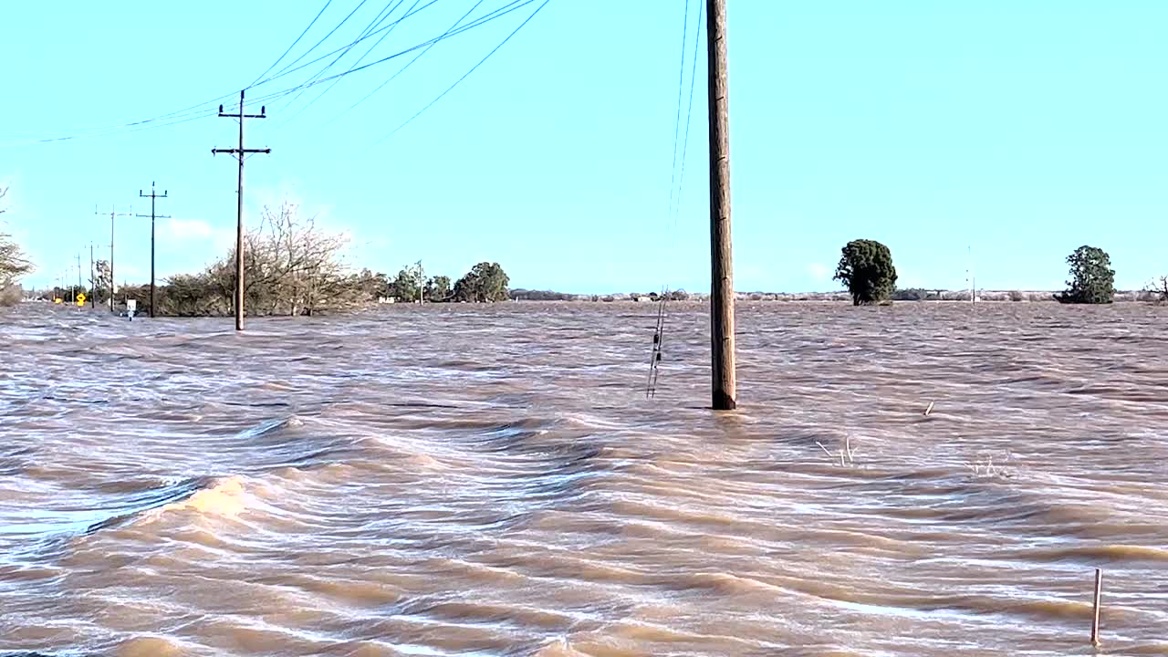 flood waters take over town