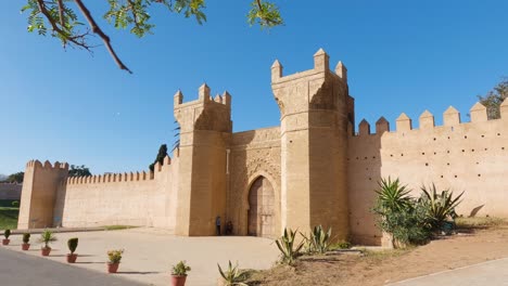 Establishing-shot-of-medieval-necropolis-of-Chellah-in-Rabat,-Morocco