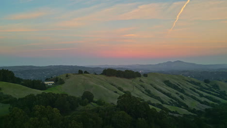 Mountain-landscape-near-San-Francisco,-aerial-drone-view