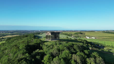 Aerial-wide-cinematic,-push-in-on-Penshaw-Monument-in-Sunderland,-North-East,-UK
