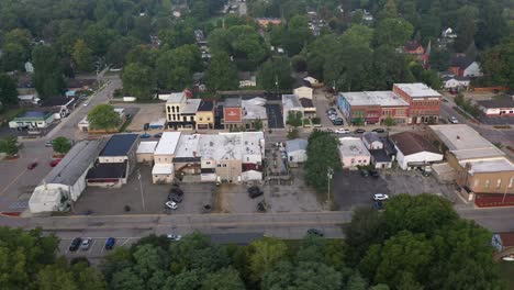 4K-Aerial-Leslie-Michigan-Left-to-Right-Establishing-Shot