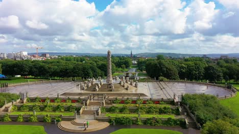 Aerial-from-The-Vigeland-Park-in-Oslo,-Norway-with-the-monolith