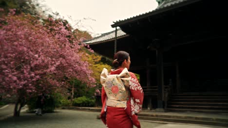 woman in kimono at a japanese temple