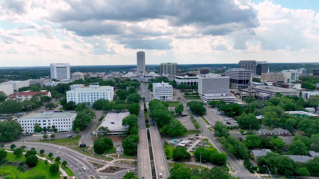 Flygfoto över delstatshuvudstaden i Tallahassee, Florida.