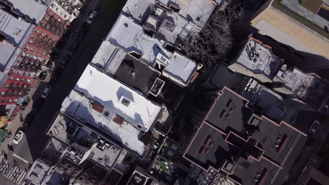 드론이 앞으로 이동합니다. 뉴욕시, 이스트 빌리지, 맨해튼
