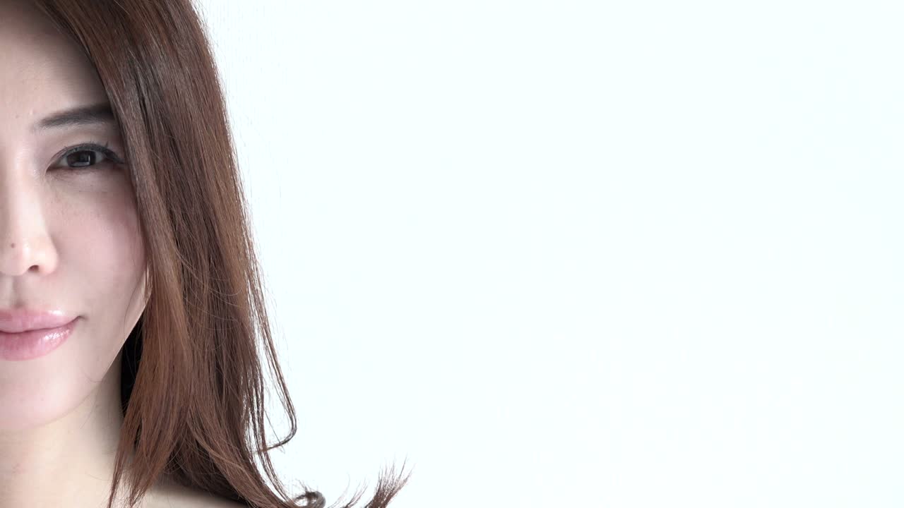 아름다운 아시아 여성의 얼굴 미소 일본 소녀 복사 공간