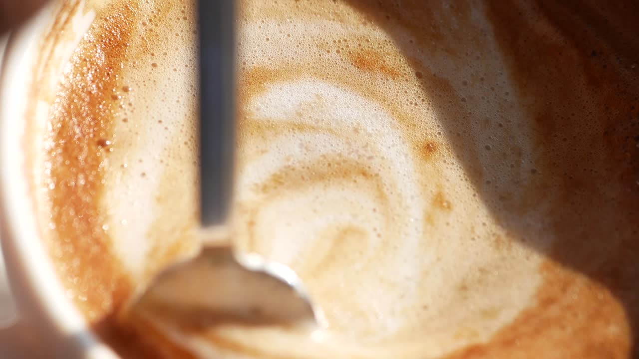 라테 아트의 클로즈업