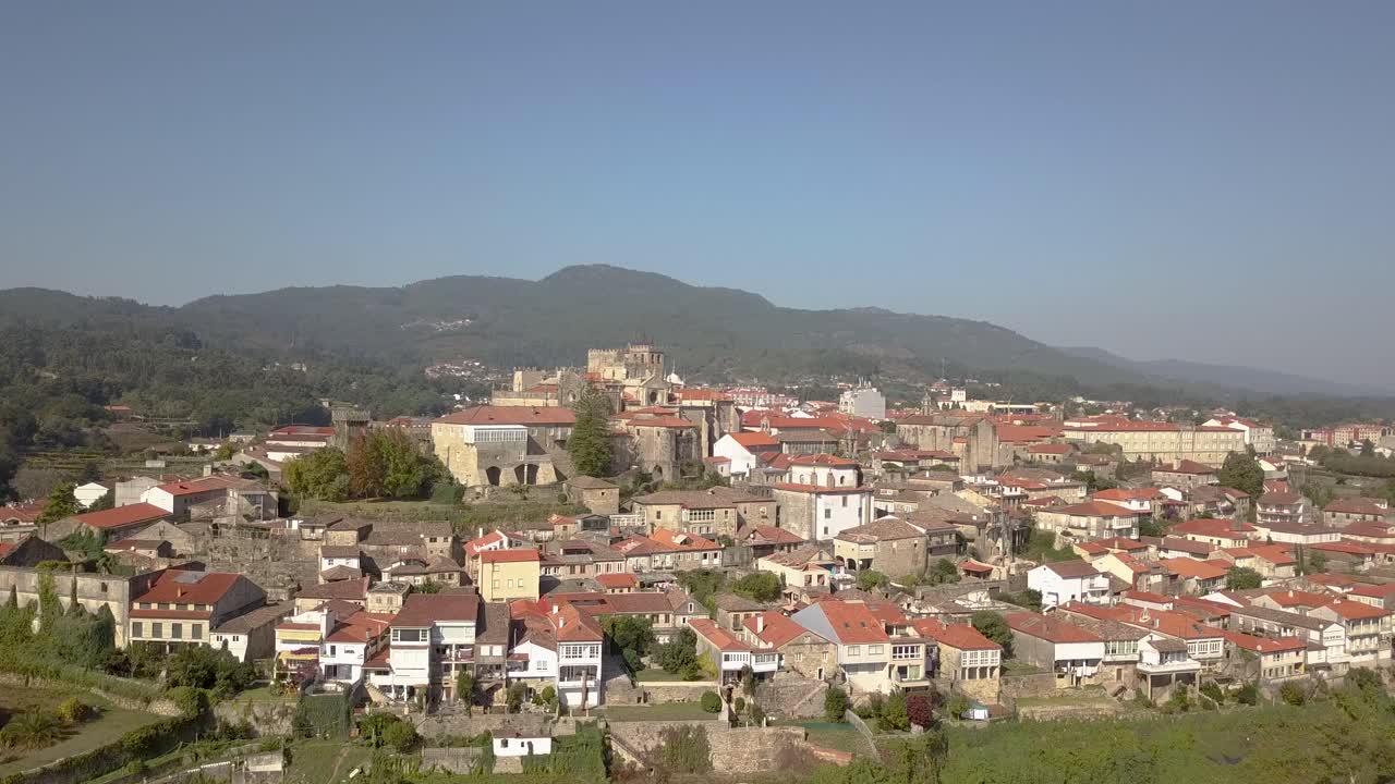 paisaje aéreo de tui, españa